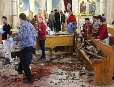 Φρίκη προκαλούν τα κτυπήματα κατά Χριστιανών ανήμερα της Κυριακής των Βαΐων στην Αίγυπτο (φωτό, βίντεο)